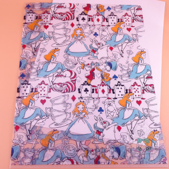 Range Document Disney Japan Alice Au Pays Des Merveilles