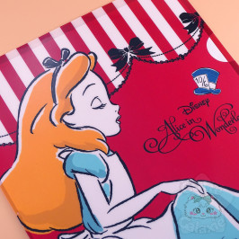 Range-Document Disney Japan Alice Au Pays Des Merveilles