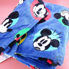 Plaid Douillet Motif Mickey Disney Japon Officiel