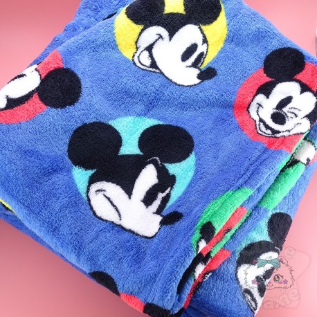 Plaid Douillet Motif Mickey Disney Japon Officiel